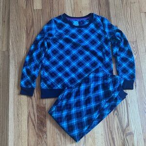 Cuddl Duds Blue Plaid Pajama Set